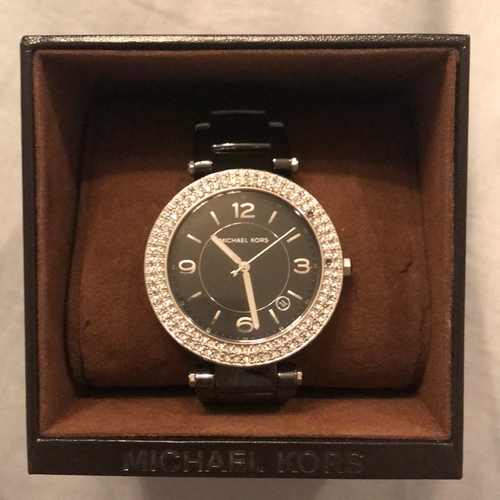 GREAT CONDITION MICHAEL KORS TWO TONE WATCH